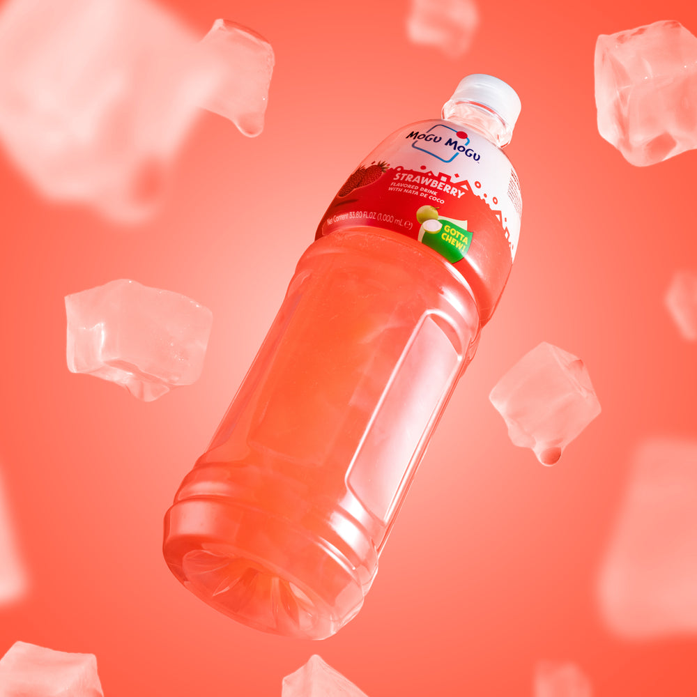 Mogu Mogu Strawberry Drink with Nata de Coco 1L