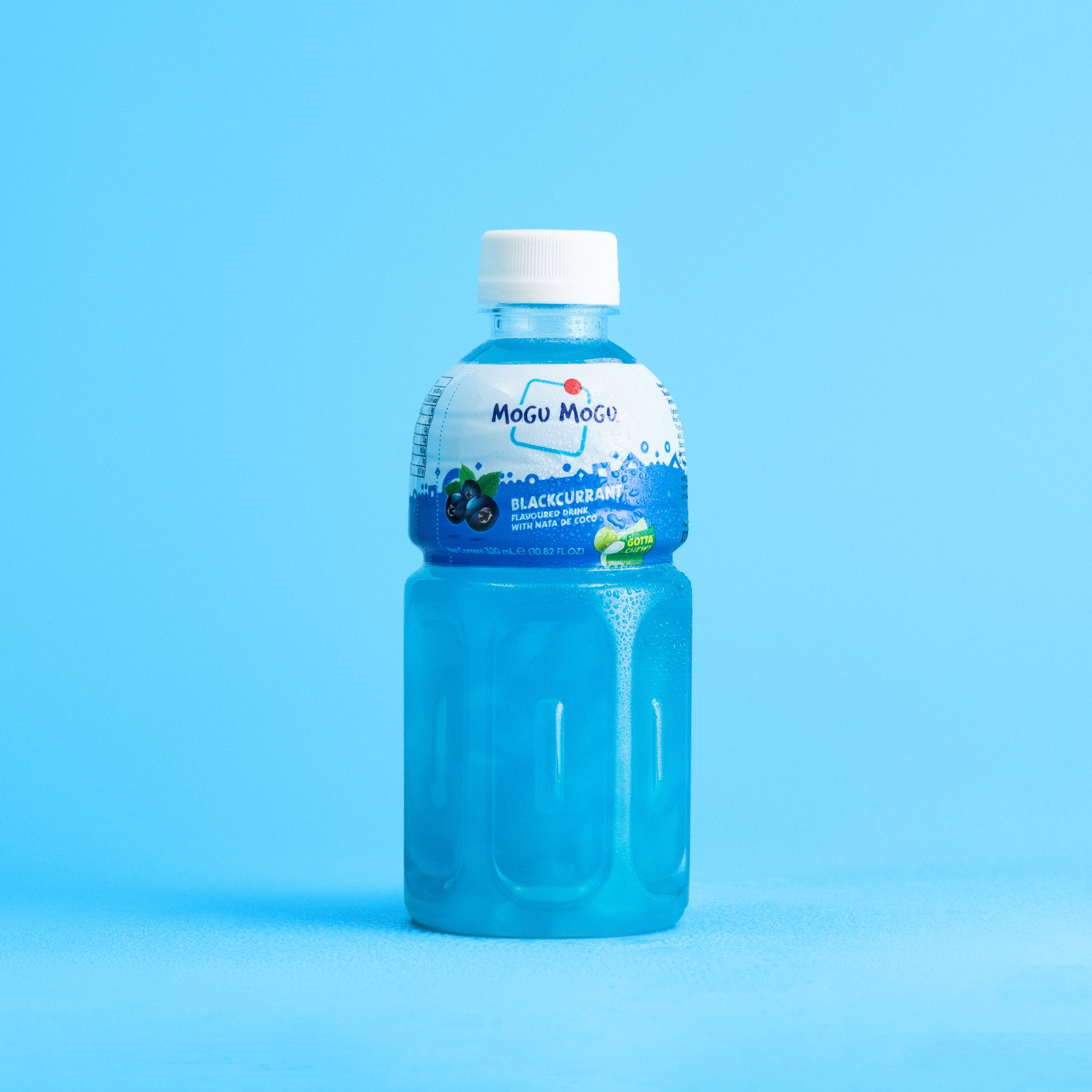 Mogu Mogu Blackcurrant 320ml